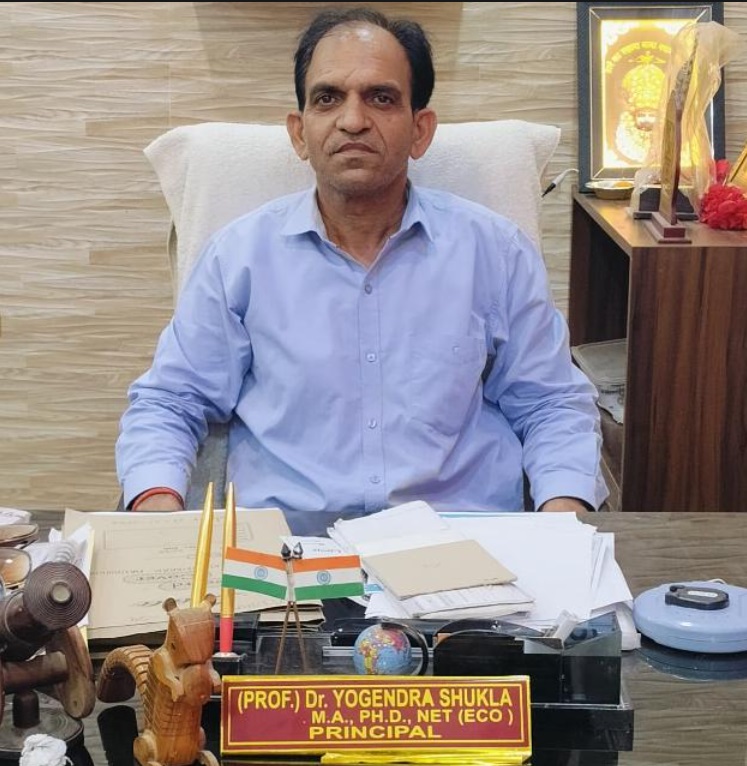 Dr. Yogendra Shukla - Principal, Kalawati Devi Smarak Mahavidyalaya